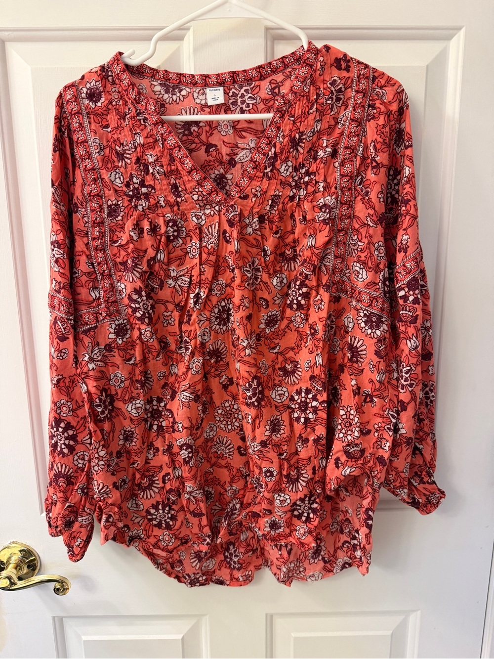🩷 Old Navy Coral Floral V-Neck floral Tunic size L and XS 🩷